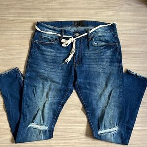 Worn once YOUNGLA JEANS. YLA SKINNY JEANS. 605 DISTRESSED 36 x 32